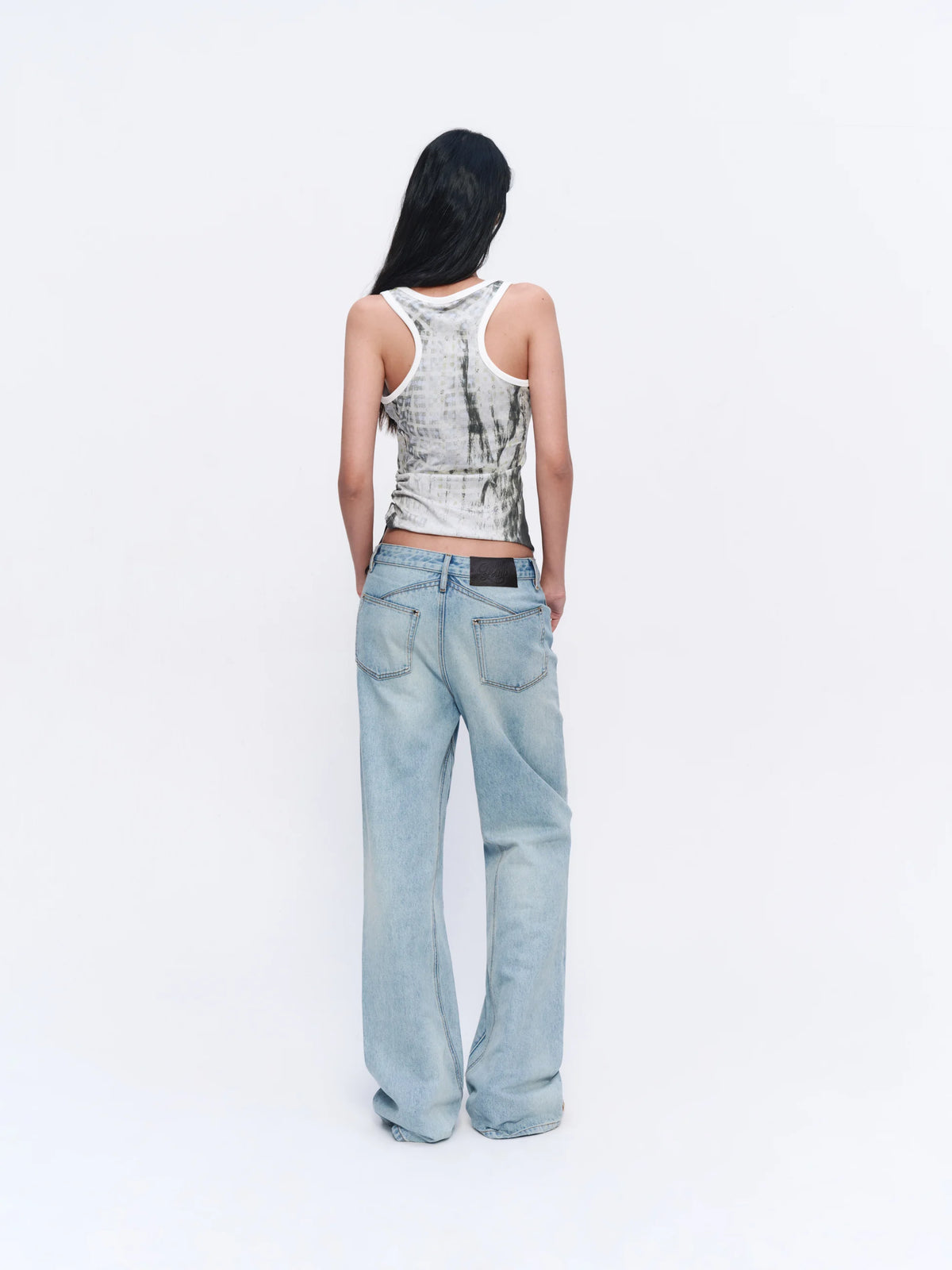Ruched Graphic Drawstring Tank - model photograph 2
