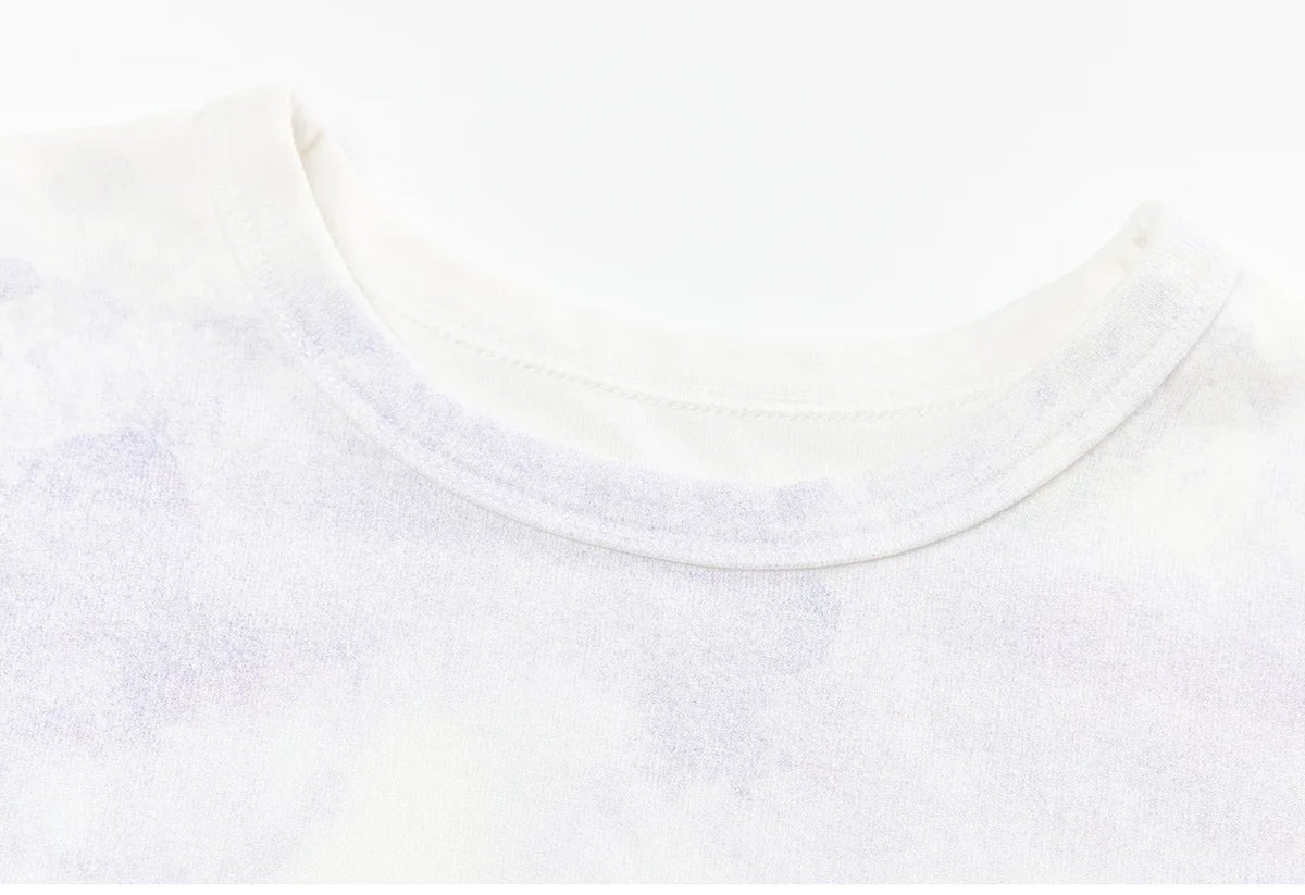 Cropped Graffiti-Print T-Shirt - mottled fabric texture